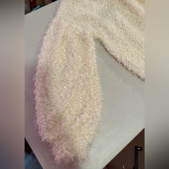 John Paul Richards size small fuzzy metallic cream color sweater - Picture 9 of 9